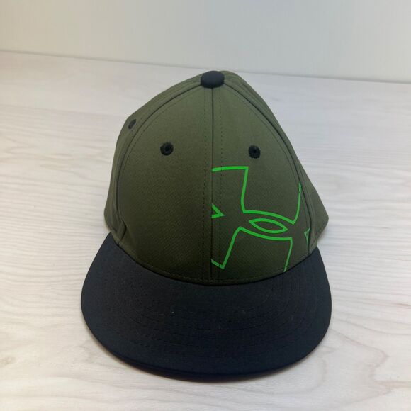 Under Armour Hat Black & Green Embroidered Logo Youth S/MD Fitted - Picture 1 of 9